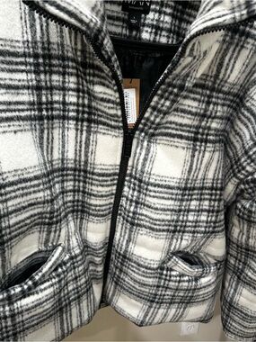 BoohooMAN Black & White Plaid Fleece Jacket Heavy - NWT